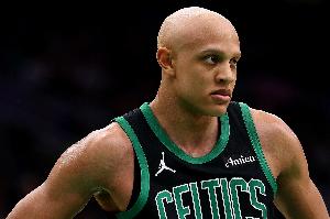 塔图姆：沃尔什随时做好了出场准备 他为我们改变比赛走势