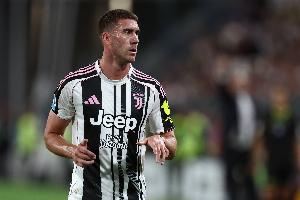 米体：弗拉霍维奇小腿肌肉拉伤，预计将缺席三周至一个月时间