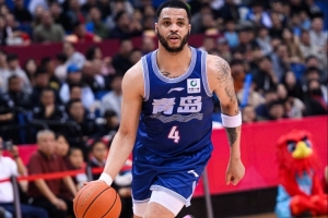 尽力局！韦瑟斯庞21中12空砍37+6+7 米奇16中12空砍36+15+3断+3帽