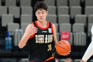 媒体人：王浩然非常自信 他才21岁 他的未来太让人期待了