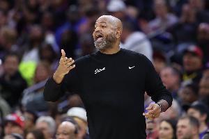 活塞主帅:没有人能替代坎宁安 但队员们都下决心打出最好的自己