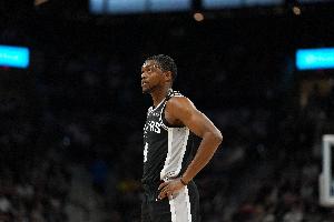 福克斯：65场规则应设置例外条款 像坎宁安气胸这种不应影响评奖