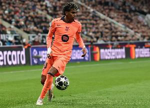 哑火!亚马尔职业生涯至今10次对阵马竞,仅打进1球