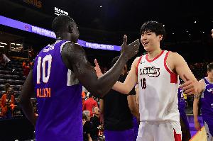 好兄弟境遇不同！杨瀚森被DNP 马卢阿奇首次先发&篮板生涯新高