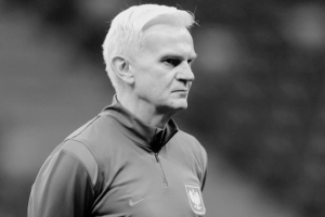 R.I.P. 波兰助教马杰拉晨跑时晕倒,送院后不幸离世,年仅49岁