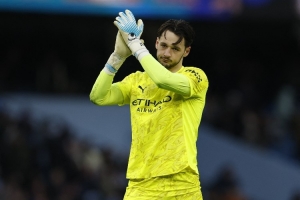 邮报:曼城不会便宜出售特拉福德,价格3500万-4000万镑