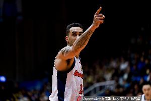 身手全能!奎因20中13拿到29分7板7助2断1帽 正负值+26最高