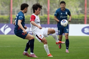 中乙联赛第三轮:上海海港富盛经开0-0大连可为