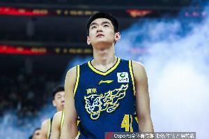 媒体人:大胜吉林 广东篮板球赢了21个在本赛季相当少见