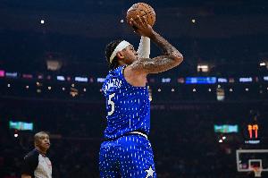 正负值+21最高！班凯罗10中5拿到14分9板7助2断 罚球6中3