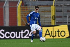 意媒:国米询问科莫中场佩罗内的信息,科莫估价至少3000万欧