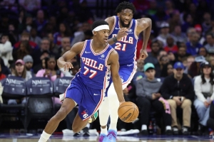 皮尔斯：恩比德该离队了 76人是时候围绕马克西和埃奇库姆建队