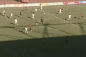 谭龙代表亚泰打进90粒进球,成为亚泰队史新射手王