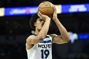 新秀可以！贝兰热5中5高效拿下14分4板1助2断1帽