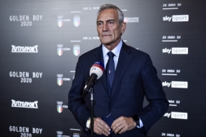 意足协主席：意大利俱乐部只顾自身利益；附加赛前我已萌生退意