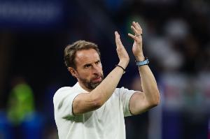 转赛道！太阳报：索斯盖特担任天空体育美国大师赛报道特邀评论员