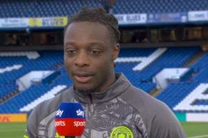 多库：教练中场调整立竿见影 进球献给我怀孕的妻子 下场力拼枪手