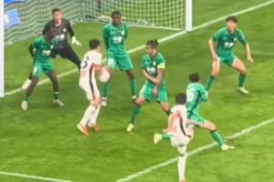 记者谈廖力生进球：第三方视频和截图有非常清晰的手球痕迹