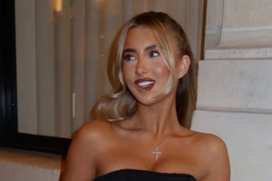 主帅变岳父！谢菲联新星即将当爸，孩子母亲正是主帅怀尔德之女​