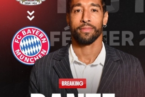 记者：42岁中卫丹特今夏退役，并基本确定将在下赛季接手拜仁U23