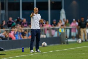 马斯切拉诺：出于个人原因辞职 永远铭记队史首座美职联奖杯荣耀