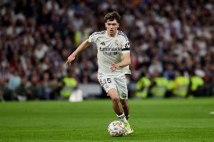 龙赛罗：若我是阿韦洛亚会让皮塔奇首发，而非状态起伏的卡马文加