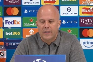 斯洛特：很少球队面对巴黎时占上风，并像我们这样创造如此多机会