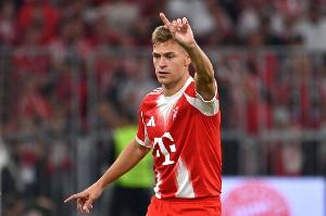 基米希：希望妻子让我儿子看完本场比赛，明天他可以晚一点去上学