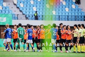 中乙联赛第四轮，厦门飞鹭客场3-3战平深圳二零二八