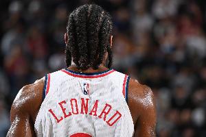 燃尽了！伦纳德本赛季经历比尔报销&哈登出走 场均27.9分生涯新高