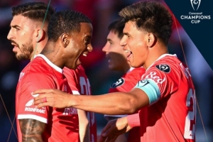 中北美冠军杯1/4决赛：洛杉矶银河总比分2-7不敌托卢卡