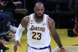 铁林：若詹姆斯带队胜火箭将是生涯第二大成就 仅次于1-3逆转勇士