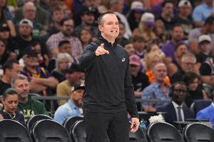 奥特：勇士和开拓者进攻差别很大 前者大量无球掩护给库里造机会