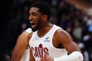 4年2.77亿？TA：若米切尔今夏未提前续约 骑士会讨论交易他的可能