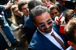 巴黎人报：马拉多纳前私人医生出庭辩称自己与马拉多纳的死亡无关