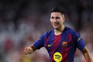 世体：尤文、摩纳哥、贝蒂斯等队有意租借巴德吉，但巴萨不想放人