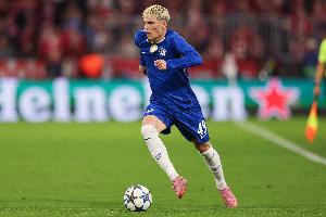 罗塞尼尔否认要卖加纳乔：想知道报道来源！他才21岁我们相信他